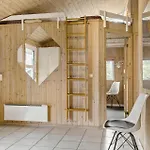 Stunning In Henne With Sauna Tatil Evi Henne Strand